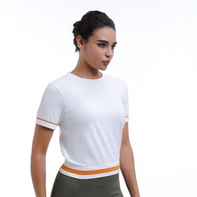 Maillot de sport à manches courtes légère ventilée élégant pour le yoga et la course