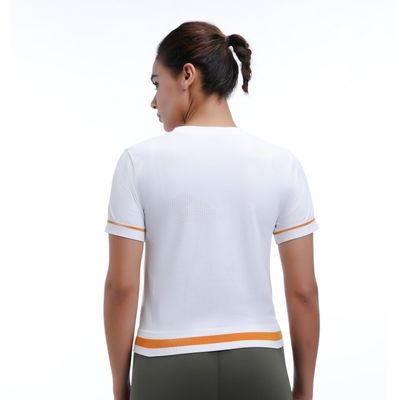 Maillot de sport à manches courtes légère ventilée élégant pour le yoga et la course